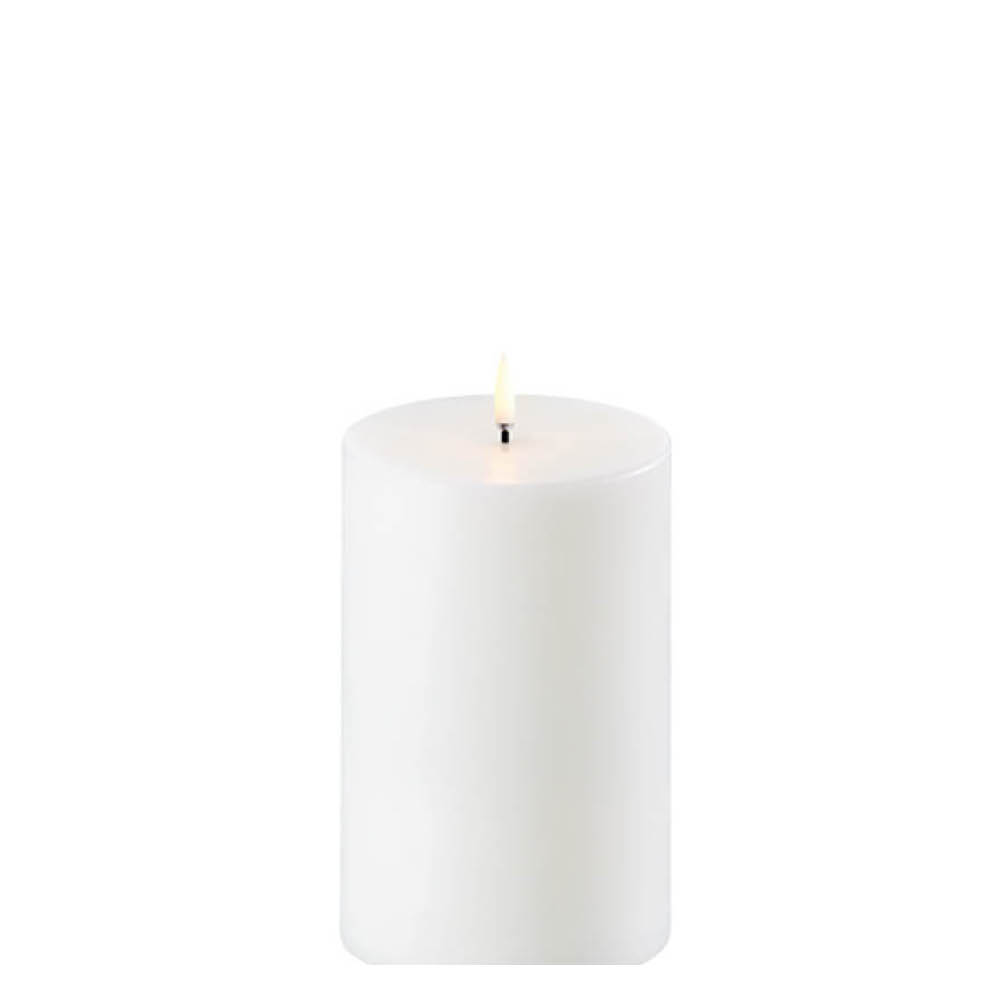 Uyuni LED Candle Nordic White "Pillar" 10,1 x 15 cm